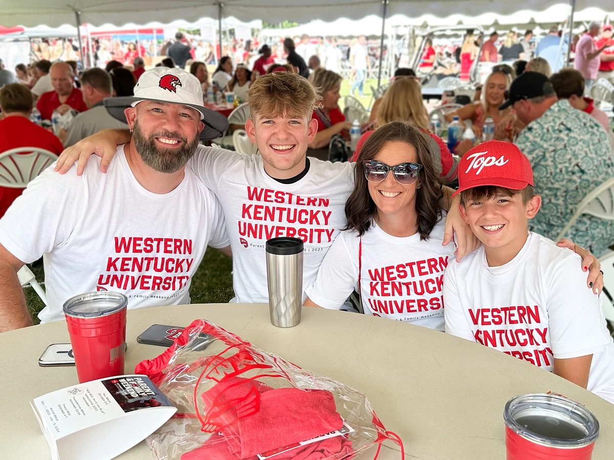 family at parent and family weekend 